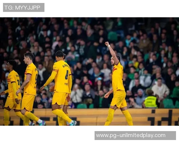 巴萨与利物浦友谊赛精彩回顾四个进球瞬间引发全场热烈欢呼