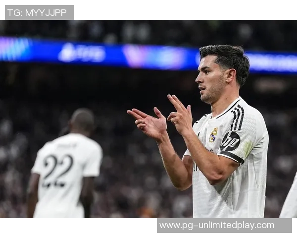 欧冠激战曼联与马竞握手言和逆转瞬间点燃全场激情