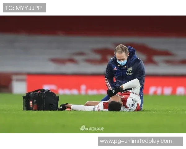 英超精彩对决那不勒斯大胜曼联帽子戏法点燃全场激情