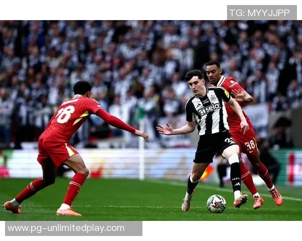 马竞逆袭利物浦6-2大胜决赛历史冷门瞬间引发全场震惊 马竞逆袭利物浦6-2大胜决赛历史冷门瞬间引发全场震惊