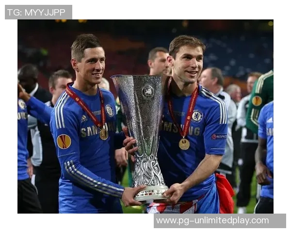 欧联杯精彩对决切尔西6比2逆袭巴萨帽子戏法点燃全场激情