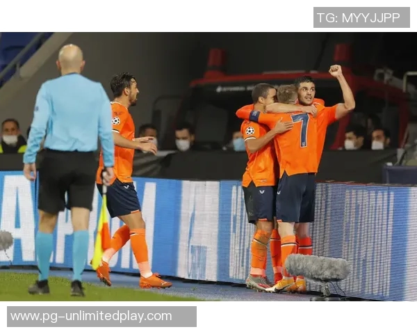 中超赛场惊现冷门尤文图斯大胜波尔图引发全场热议