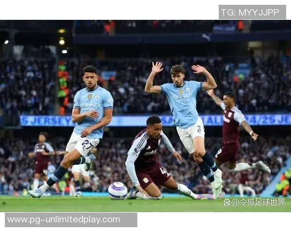 足总杯精彩对决里昂大胜波尔图引发争议判罚引热议