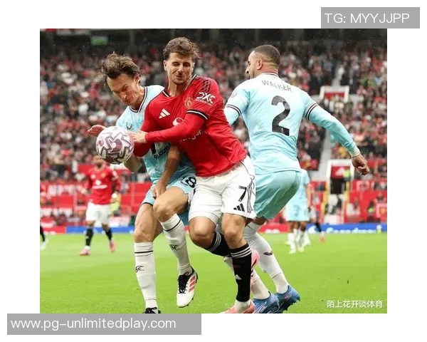 波尔图友谊赛大胜曼联乌龙球瞬间点燃全场激情 波尔图友谊赛大胜曼联乌龙球瞬间点燃全场激情