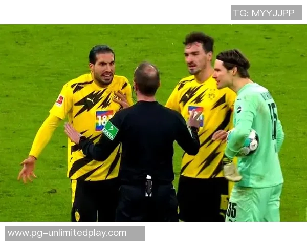 友谊赛精彩对决那不勒斯与多特蒙德战成平局争议判罚引发热议