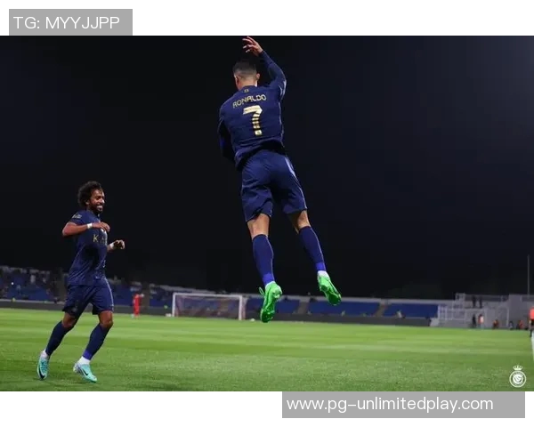 国王杯精彩对决那不勒斯凭借帽子戏法力克波尔图晋级