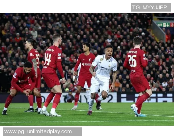 德甲惊天冷门利物浦狂胜尤文图斯五球乌龙瞬间引发全场沸腾